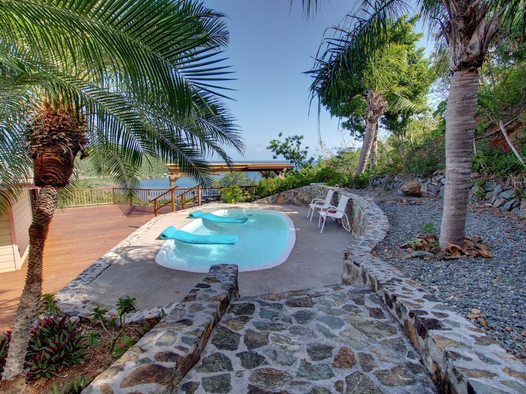 St John vacation villa rentals