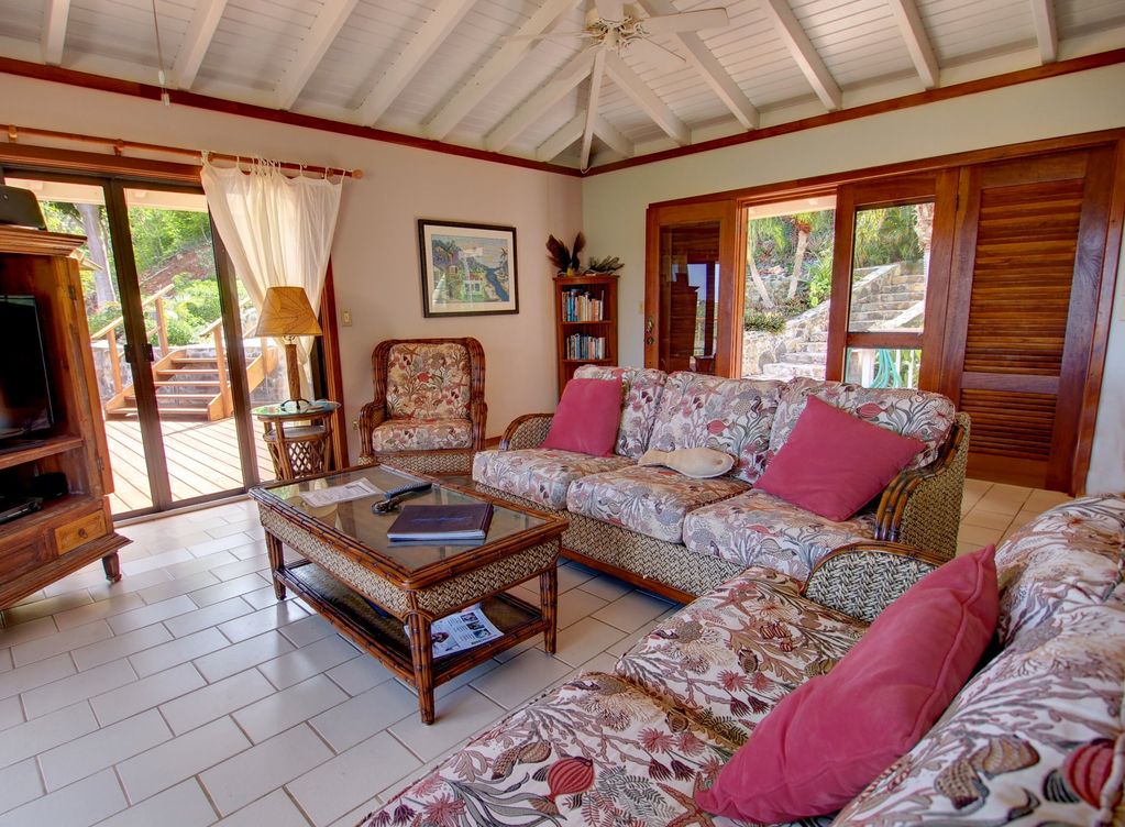 3 Bedroom Family Vacation Villa Rentals with Kitchen St John USVI